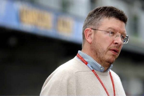 Brawn: "Alonso podría ir a Ferrari si Kimi se va"