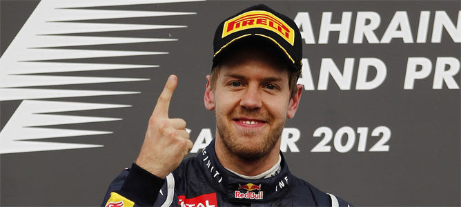 Vettel enseñando su clásico dedo
