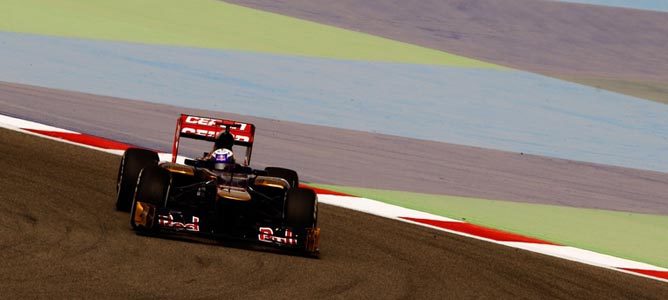 Daniel Ricciardo en el circuito de Sakhir