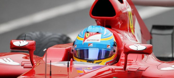 Fernando Alonso lidera la primera mañana de los test de Mugello 2012