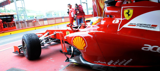 Fernando Alonso con Ferrari en los test de Mugello