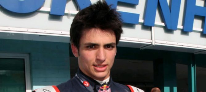 Carlos Sáinz Jr.  podría llegar a la F1 de la mano de Toro Rosso