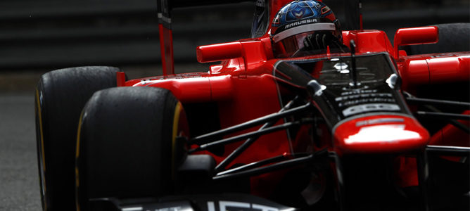 Charles Pic pilotando con el Marussia