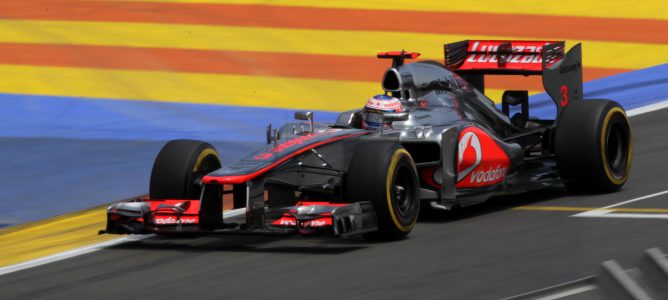 Jenson Button lidera los últimos entrenamientos libres del GP de Europa 2012