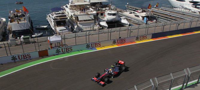 Lewis Hamilton en el Valencia Street Circuit