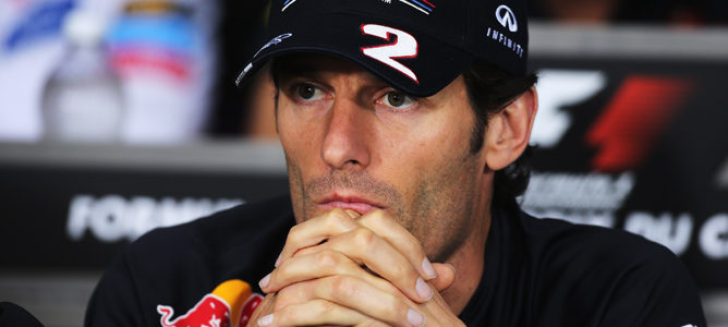 Mark Webber durante rueda de prensa de la FIA