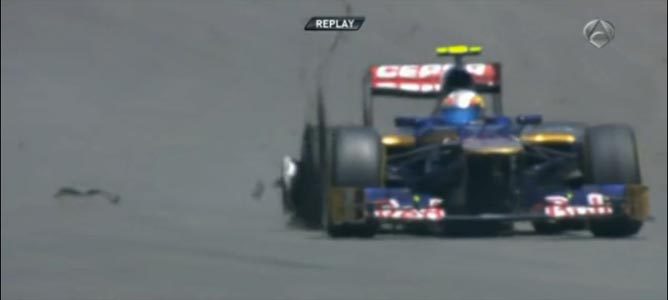 Maniobra entre Vergne y Kovalainen