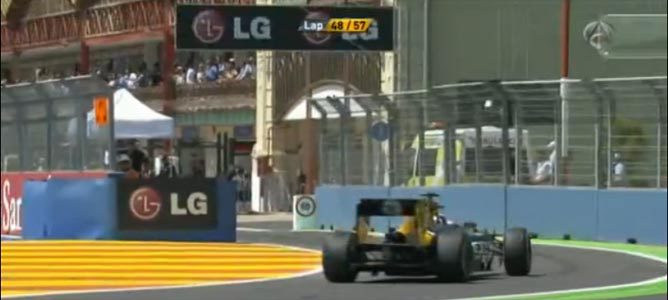 Maniobra entre Ricciardo y Petrov