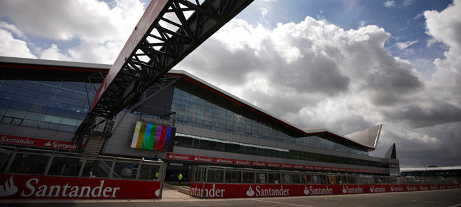 Edificio de boxes del circuito de Silverstone