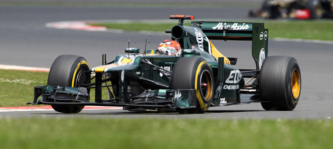 Un Caterham sobre el asfalto de Silverstone