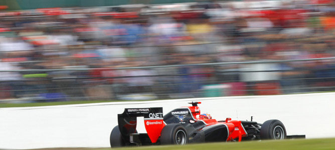 Un Marussia sobre el asfalto de Silverstone