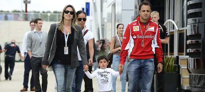 Felipe Massa con su familia en Silverstone 2012