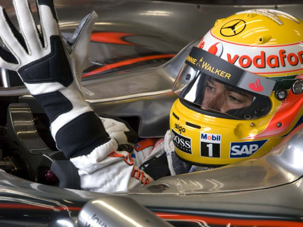 Hamilton: "Nos ha sorprendido el ritmo de los Ferrari"