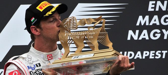 Jenson Button gana el GP de Hungría 2011