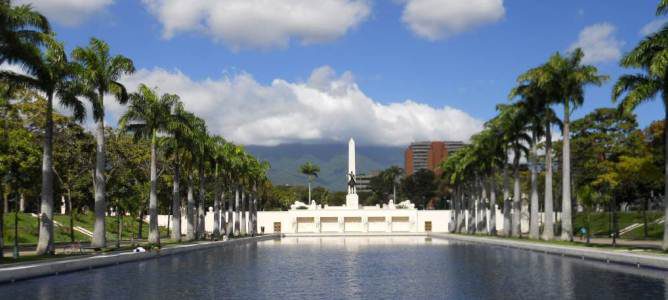 Paseo de los Próceres en Caracas, capital de Venezuela