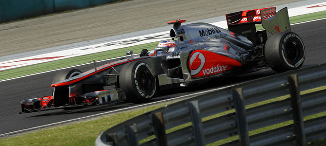 Jenson Button rueda en Hungría