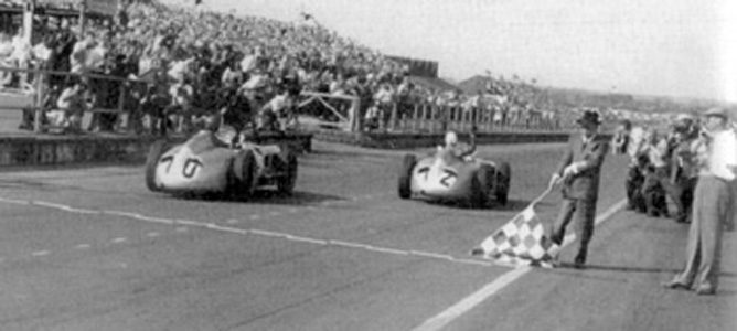 Llegada del GP de Gran Bretaña de 1955