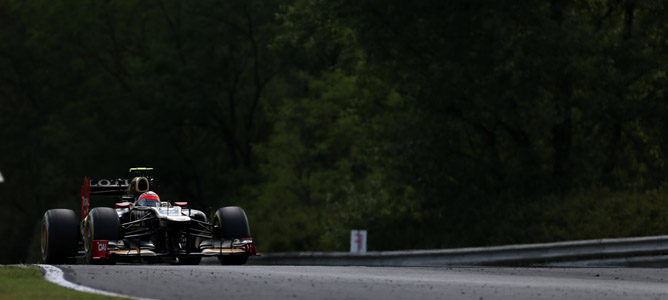 Romain Grosjean a bordo de su Lotus E20, 2012