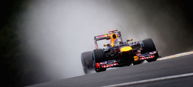 Sebastian Vettel rodando sobre mojado en Spa