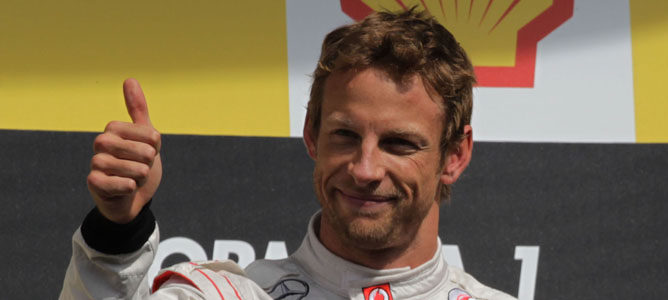 Jenson Button en el podio de Spa