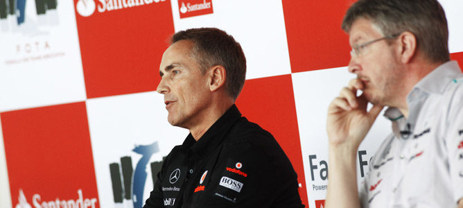 Martin Whitmarsh en convención de la FOTA