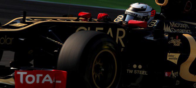 Kimi Räikkönen a los mandos del Lotus E20 en Monza