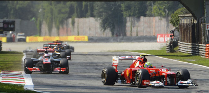 Felipe Massa en el asfalto de Monza