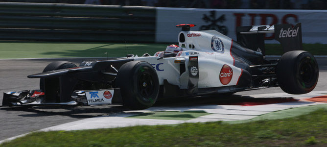 Kamui Kobayashi en el asfalto de Monza
