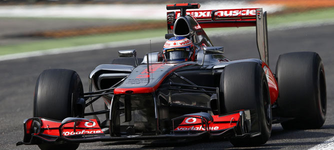 Jenson Button en el asfalto de Monza