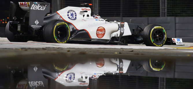 Kamui Kobayashi durante los libres de Singapur 2012