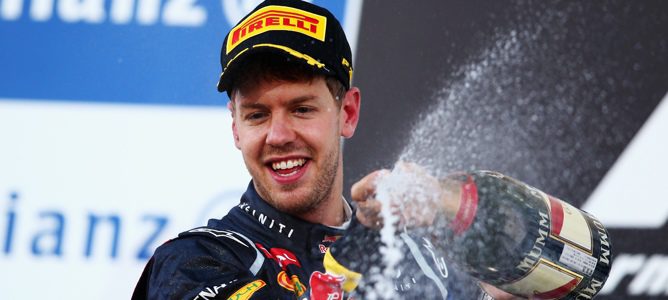 Sebastian Vettel sobre el asfalto de Suzuka