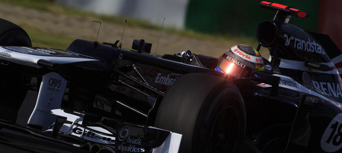 Pastor Maldonado rueda en Suzuka