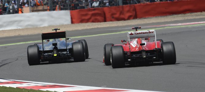 Hamilton y Alonso en Silverstone