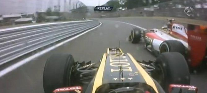 Grosjean cerca del vértice de la curva