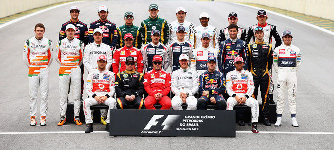 Foto de familia de la parrilla de 2012 en el GP de Brasil