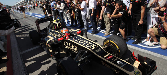 Romain Grosjean celebra su segundo puesto en el GP de Canadá 2012