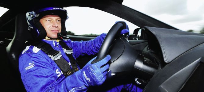 Gary Hartstein, médico de la F1, muestra su enfado con la FIA