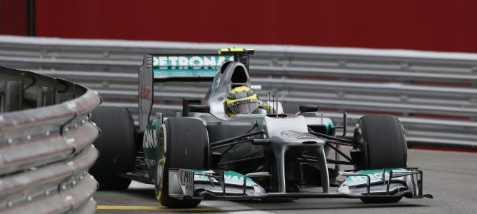 Mercedes, bajo presión por proporcionar a Lewis Hamilton un coche competitivo