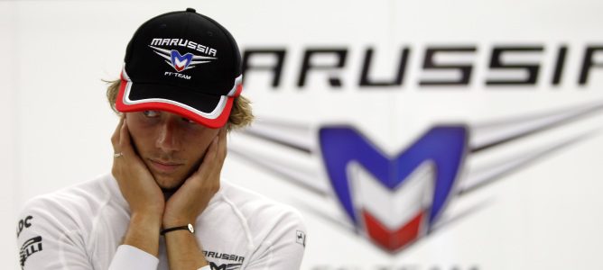 Charles Pic en el box de Marussia