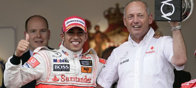 Ron Dennis: "Es un error interpretar que fue Hamilton quién dejó el equipo"