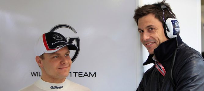 Toto Wolff espera que Valtteri Bottas empiece a dar su mejor nivel en mitad de temporada