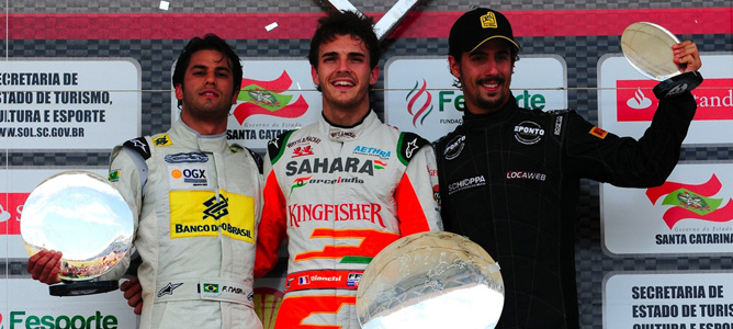 Podio final del Desafio das Estrelas 2013 con bianchi, Nasr y Di Grassi