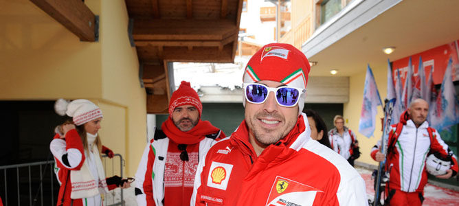 Fernando Alonso opina que sería mejor "tener menos carreras y más test"