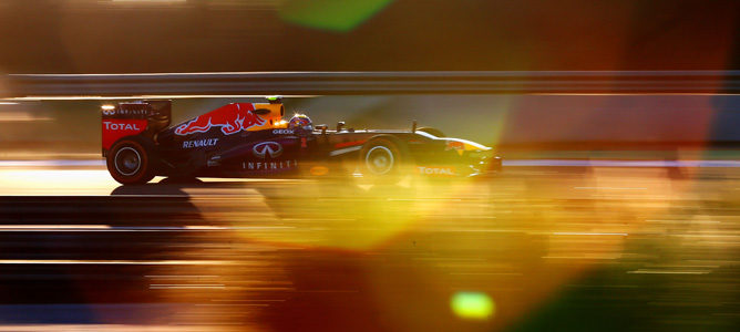 Mark Webber pilota el Red Bull RB9 en Jerez