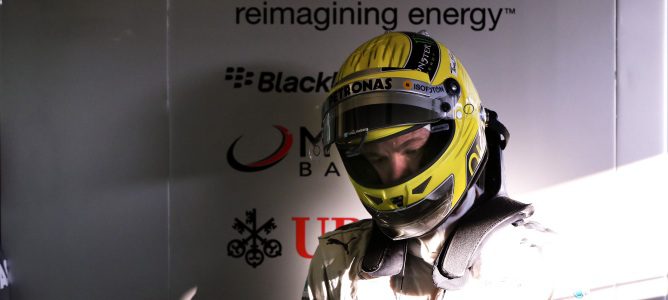Lewis Hamilton: "Nico Rosberg es un piloto endemoniadamente bueno"