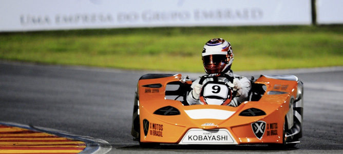 Kamui Kobayashi probará esta semana el Ferrari 458 Italia en el circuito de Motorland Aragon