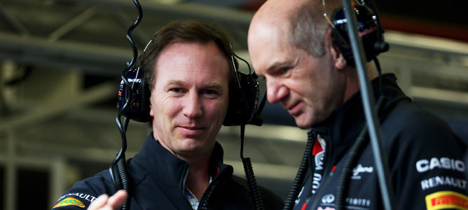 Christian Horner y Adrian Newey en Jerez 2013