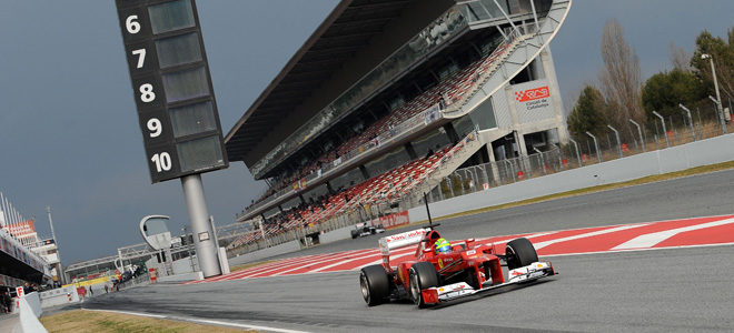 Felipe Massa con Ferrari en los test de Barcelona 2012