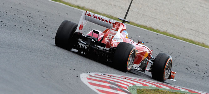 Ferrari confirma que estrenará los primeros cambios del F138 para Barcelona