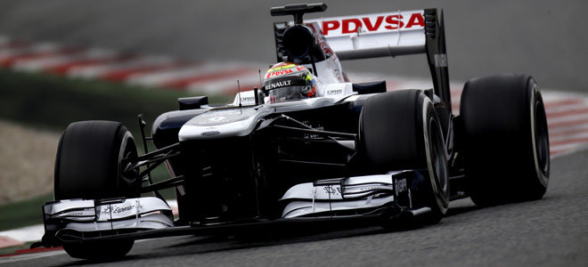 Pastor Maldonado con Williams en los test de Barcelona